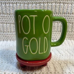 Rae Dunn POT O’ GOLD Mug